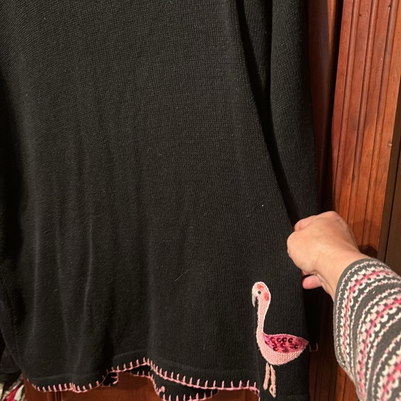 Ladies Large black sweater featuring palms and flamingos - Picture 5 of 5